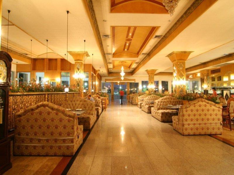 13 Coins Airport Hotel Min Buri Bangkok Exterior photo